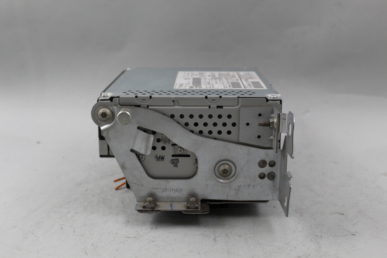 09 10 11 JAGUAR XF AM/FM RADIO CD PLAYER RECEIVER W/ UNLOCK CODE OEM high resolution2 09 10 11 JAGUAR XF AM/FM RADIO CD PLAYER RECEIVER W/ UNLOCK CODE OEM high resolution2