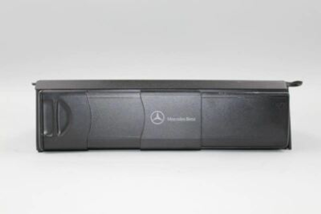 Audio Equipment Radio 230 Type SL63 Fits 05-12 MERCEDES S-CLASS 1794 A2208274642
