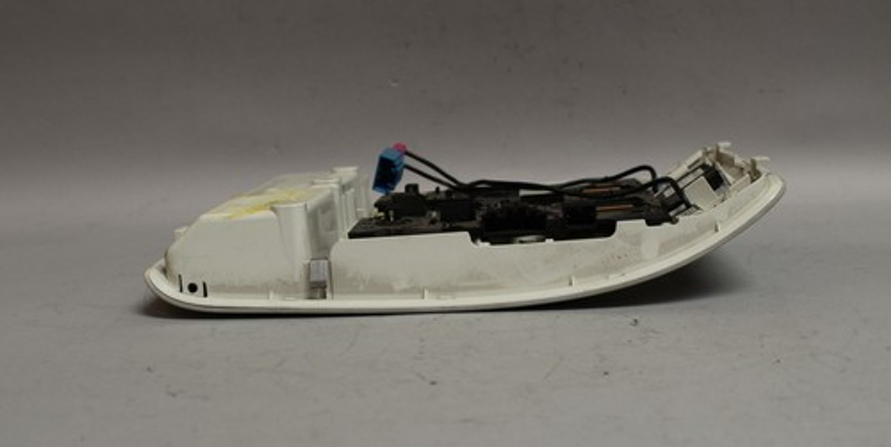 08 09 10 11 12 13 14 15 16 17 AUDI A5 OVERHEAD ROOF LIGHT CONSOLE 8T0947135H 08 09 10 11 12 13 14 15 16 17 AUDI A5 OVERHEAD ROOF LIGHT CONSOLE 8T0947135H