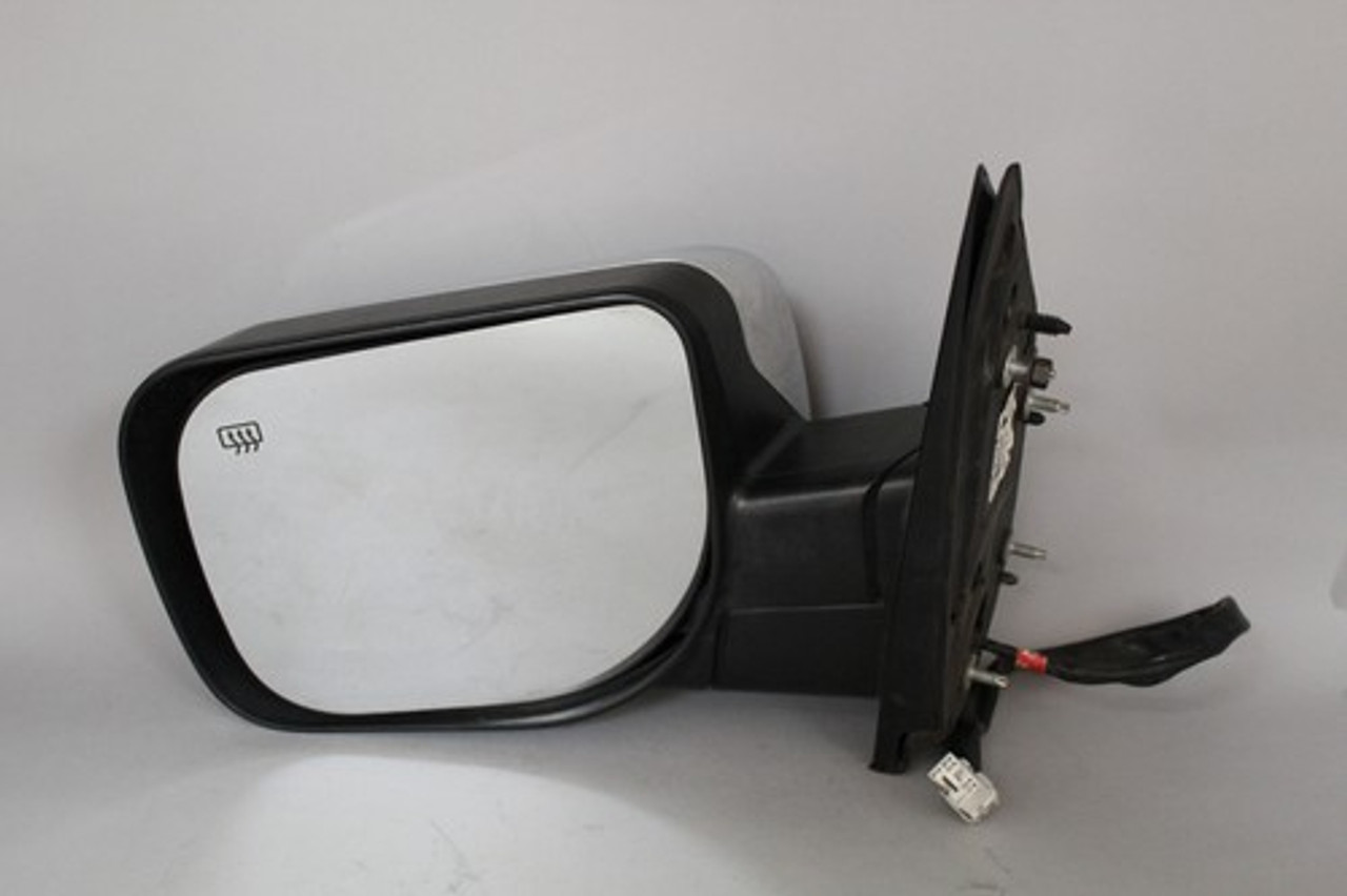 2007-2015 NISSAN ARMADA QX56 TITAN SILVER LEFT DRIVER SIDE POWER DOOR MIRROR OEM 2007-2015 NISSAN ARMADA QX56 TITAN SILVER LEFT DRIVER SIDE POWER DOOR MIRROR OEM