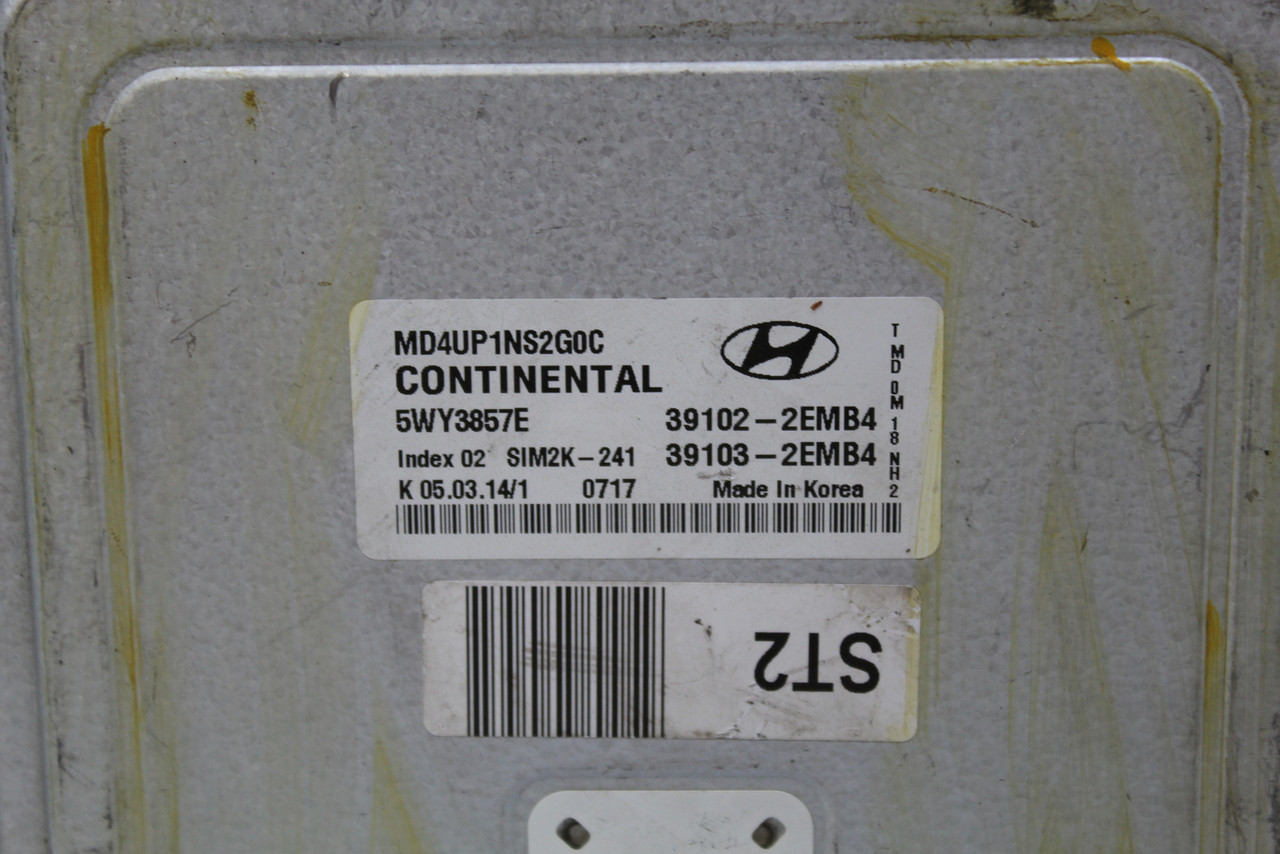 14 15 16 HYUNDAI ELANTRA ECU ECM ENGINE CONTROL MODULE COMPUTER 39102-2EMB4 OEM high resolution2 14 15 16 HYUNDAI ELANTRA ECU ECM ENGINE CONTROL MODULE COMPUTER 39102-2EMB4 OEM high resolution2