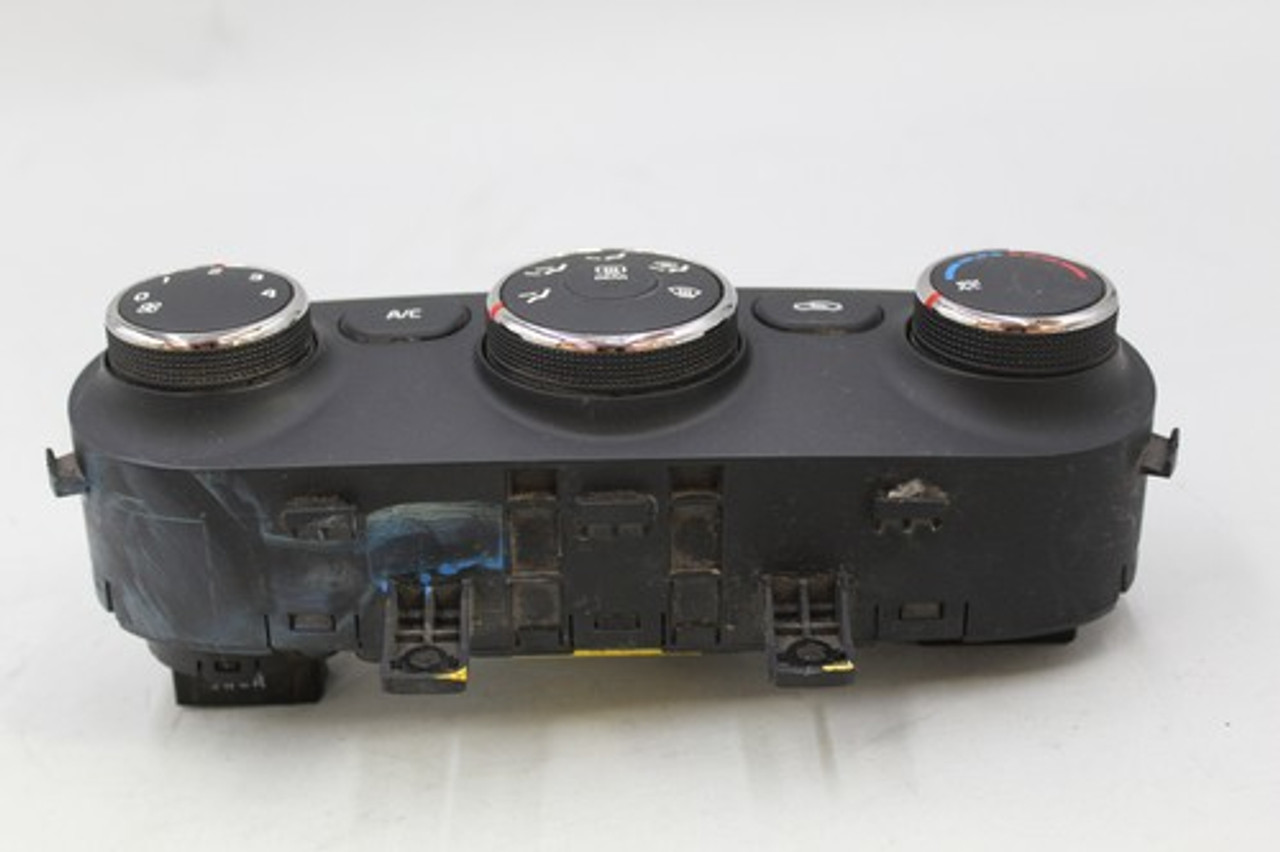 14 15 16 KIA FORTE CLIMATE CONTROL PANEL OEM 97250-A7050WK