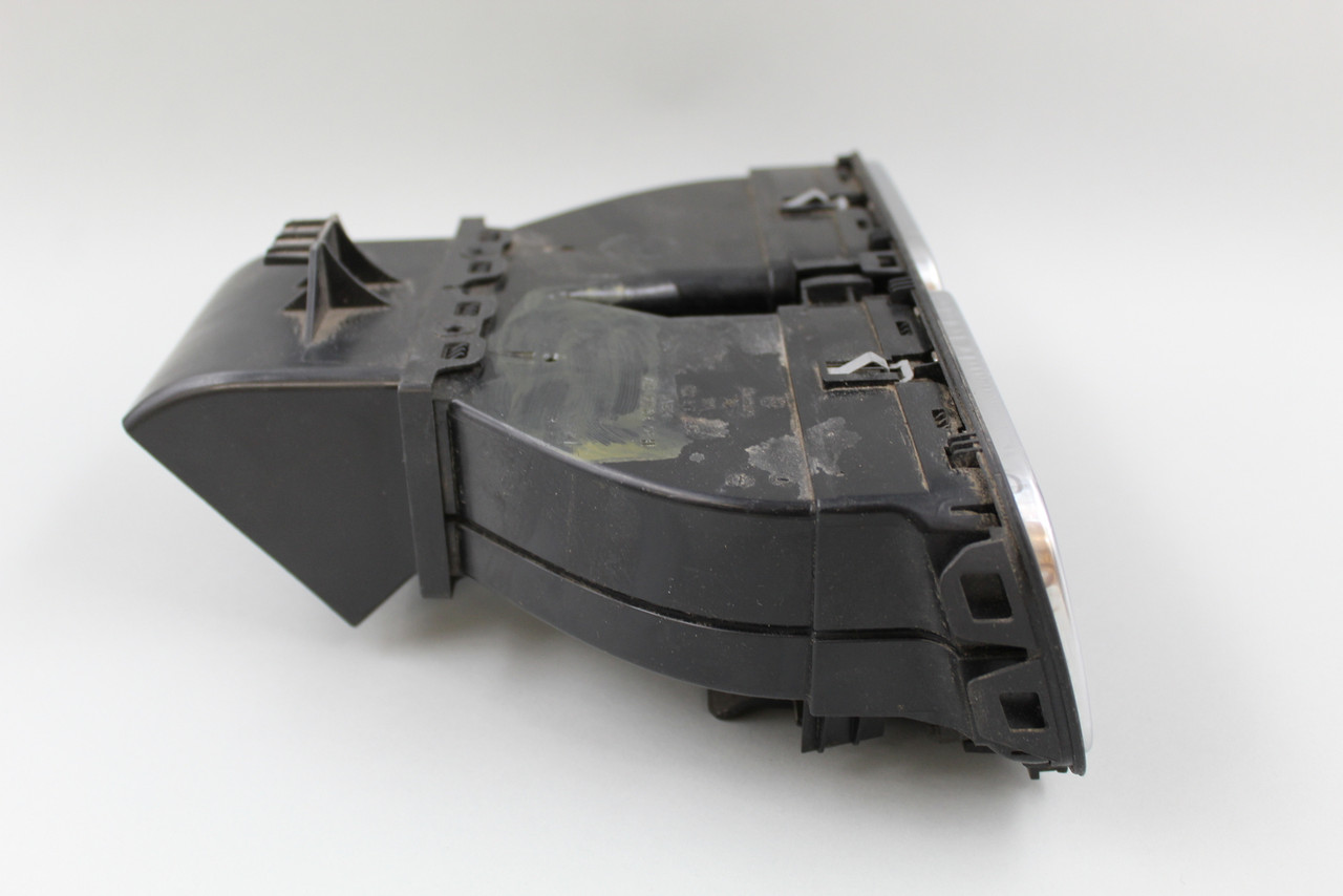 07 08 09 0 11 12 VOLKSWAGEN EOS CENTER DASH AIR VENTS 1Q0819735C OEM high resolution2 07 08 09 0 11 12 VOLKSWAGEN EOS CENTER DASH AIR VENTS 1Q0819735C OEM high resolution2