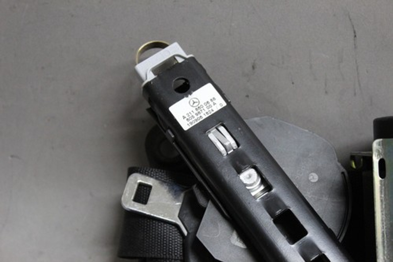 2006 207 2008 2009 MERCEDES GL450 GL550 RIGHT PASSENGER SIDE BLACK SEAT BELT OEM