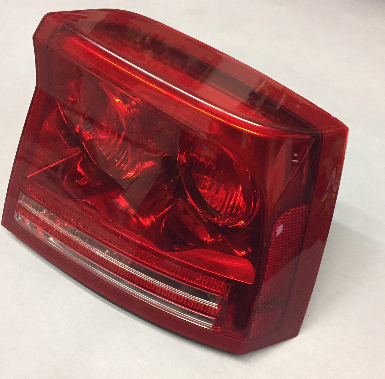 2006 2007 2008 Dodge Charger Right Passenger Side Tail Light Assembly OEM high resolution2 2006 2007 2008 Dodge Charger Right Passenger Side Tail Light Assembly OEM high resolution2