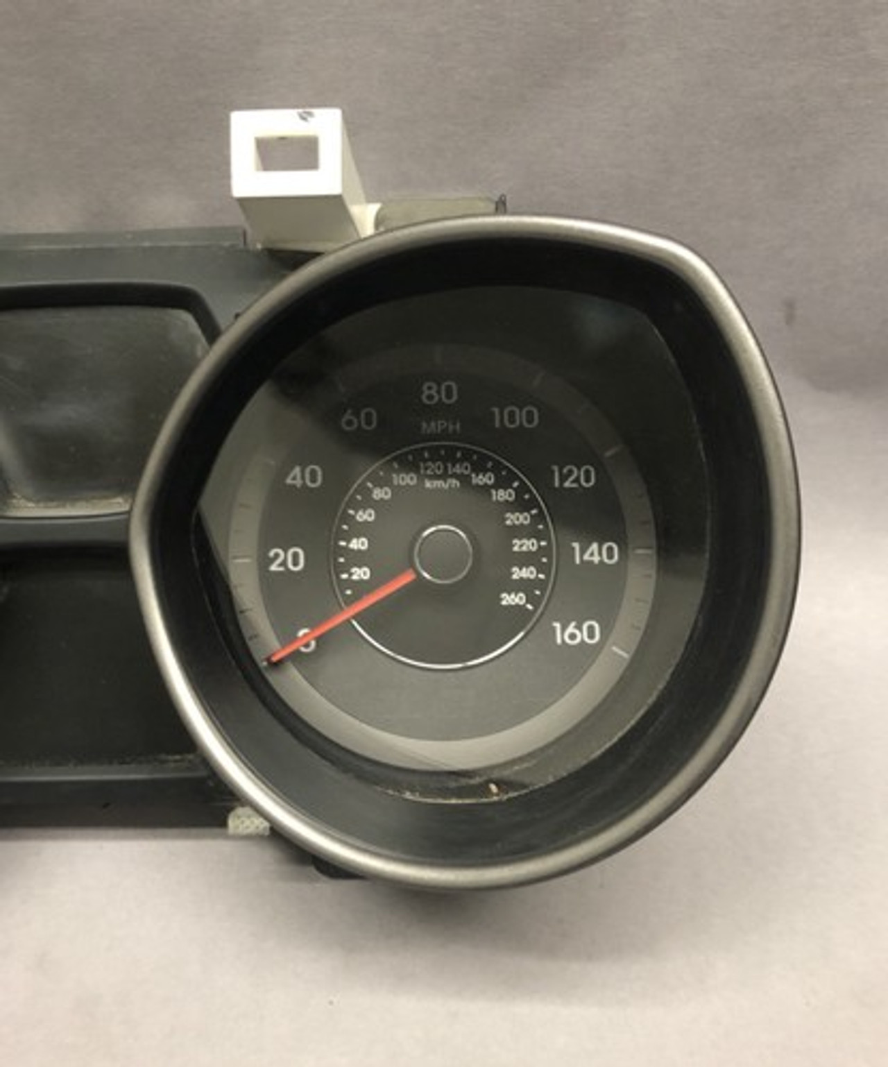 2013 HYUNDAI ELANTRA SEDAN 30K MILES INSTRUMENT CLUSTER SPEEDOMETER OEM 