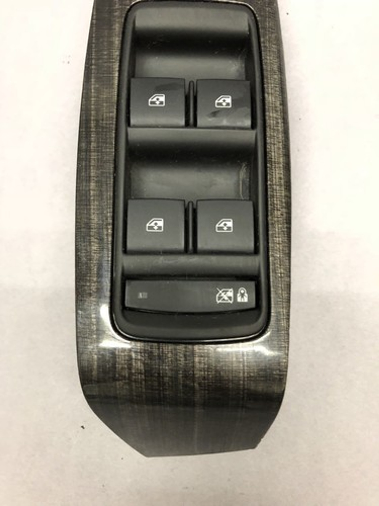 2013 2014 CHEVROLET MALIBU LEFT DRIVER SIDE MASTER WINDOW SWITCH OEM 2013 2014 CHEVROLET MALIBU LEFT DRIVER SIDE MASTER WINDOW SWITCH OEM