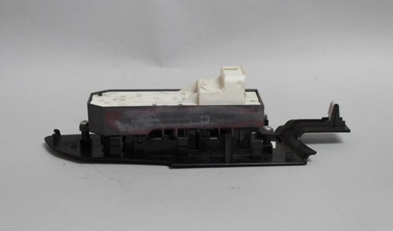 14 15 16 17 18 TOYOTA COROLLA LEFT DRIVER SIDE MASTER WINDOW SWITCH OEM - A-11385 14 15 16 17 18 TOYOTA COROLLA LEFT DRIVER SIDE MASTER WINDOW SWITCH OEM - A-11385