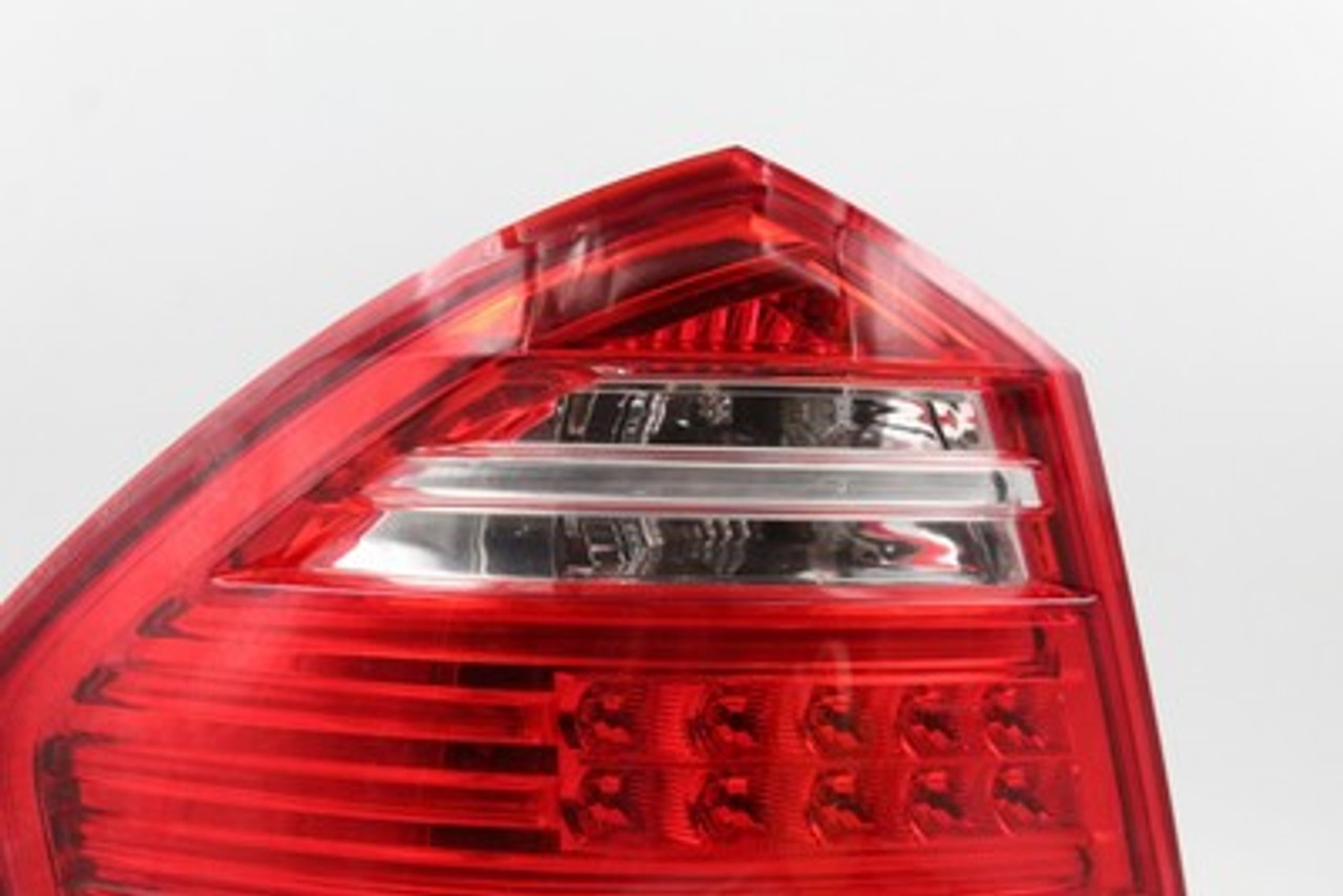 Left Driver Tail Light 164 Type Upper Fits 2010-2012 MERCEDES GL550 OEM #38293 A1648203564