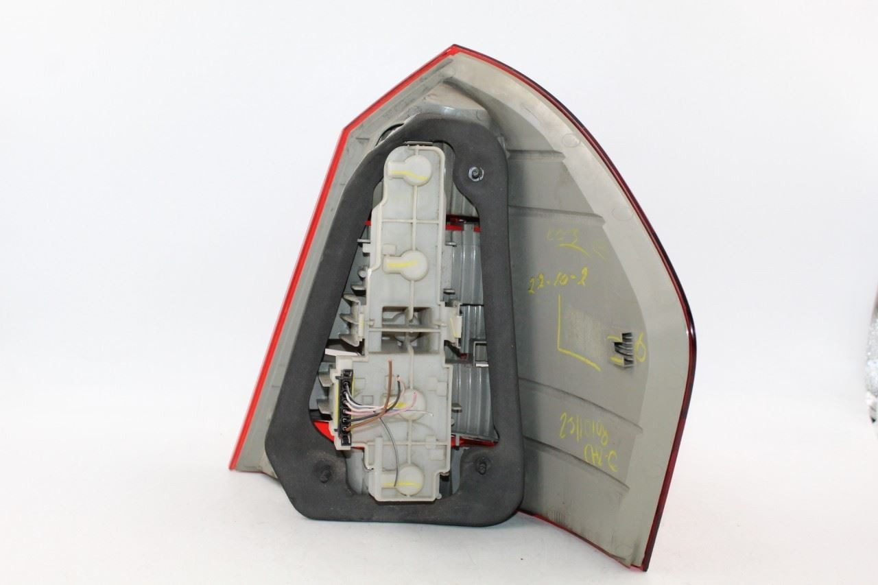 Driver Tail Light 164 Type GL320 Upper 2007-2009 MERCEDES GL-CLASS OEM #40057 high resolution2