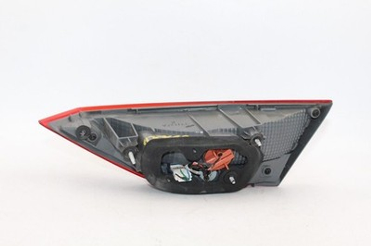 Left Driver Tail Light Lid Mounted Fits 2017-2018 HYUNDAI ELANTRA OEM #40774