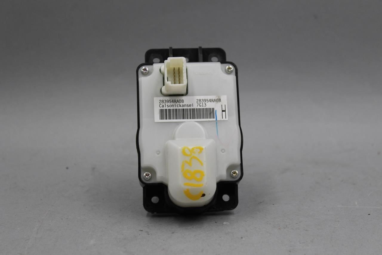 Audio Equipment Radio Control Console Mounted Fits 16-23 MAXIMA 35691 283954RA0B high resolution2