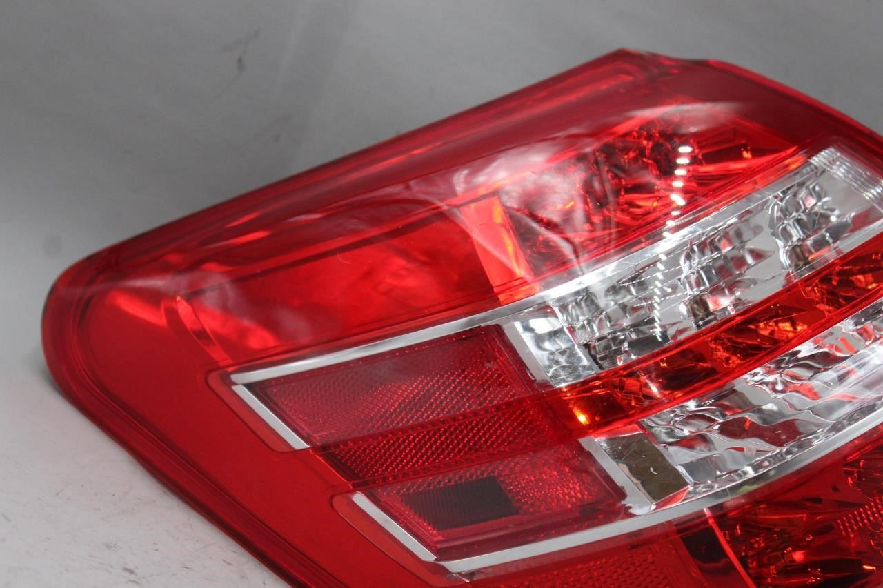 Left Driver Tail Light Fits 2009-2012 TOYOTA RAV4 OEM #42671 8156142130, 815600R010