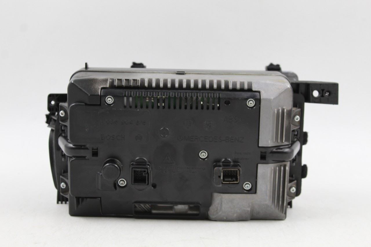 Info-GPS-TV Screen 221 Type S63 Fits 2007-2008 MERCEDES S-CLASS 43333