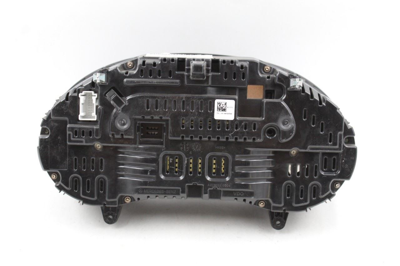Speedometer 134K Miles MPH 205 Type C300 Fits 16-17 MERCEDES C-CLASS OEM #43507 A2059001718