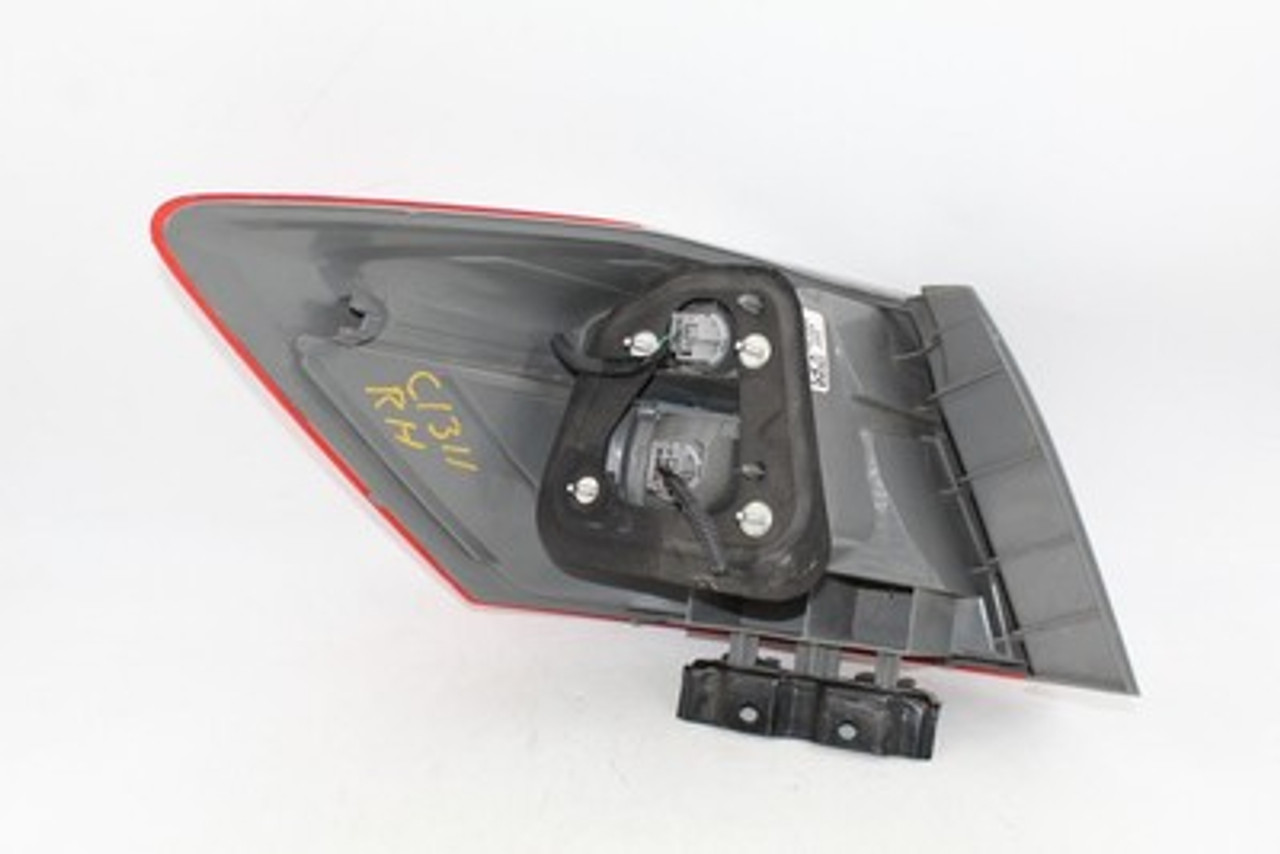 Right Passenger Tail Light Quarter Mounted Fits 2013-2015 HONDA ACCORD OEM 35794