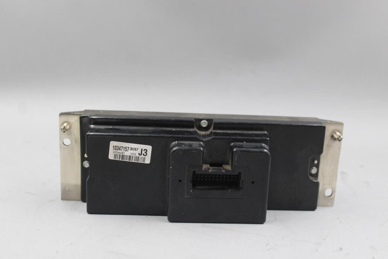 Temperature Control Dual Zone Opt CJ3 Fits 2004-2005 CHEVROLET IMPALA OEM #44541 10347157, 01572977, 15217881, 15224017, 10352729