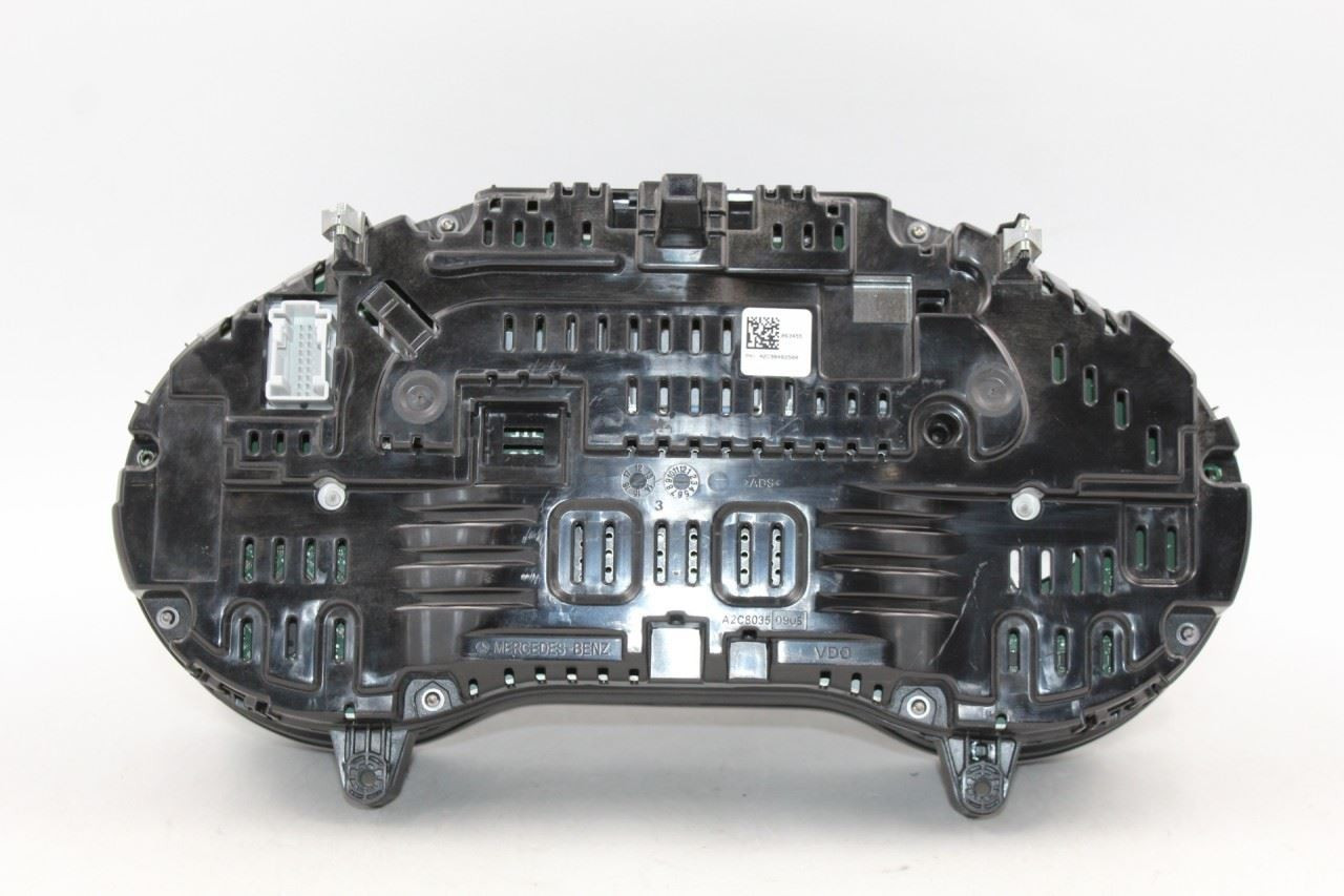 Speedometer C300 MPH 2059000518 89K Miles 2016-2017 MERCEDES C-CLASS OEM #36676 A2059001718 high resolution2