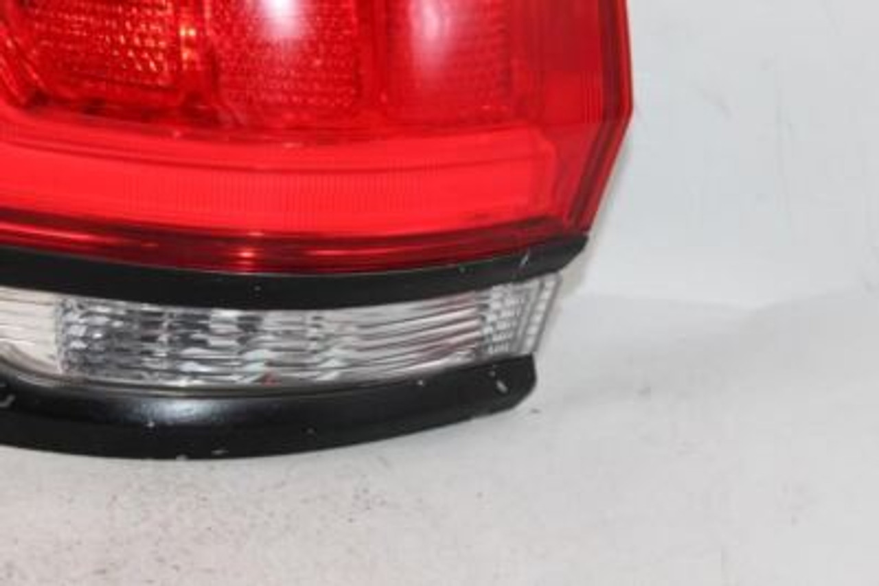Left Driver Tail Light Quarter Mounted Fits 15-20 JEEP GRAND CHEROKEE OEM #32679 68110017AE