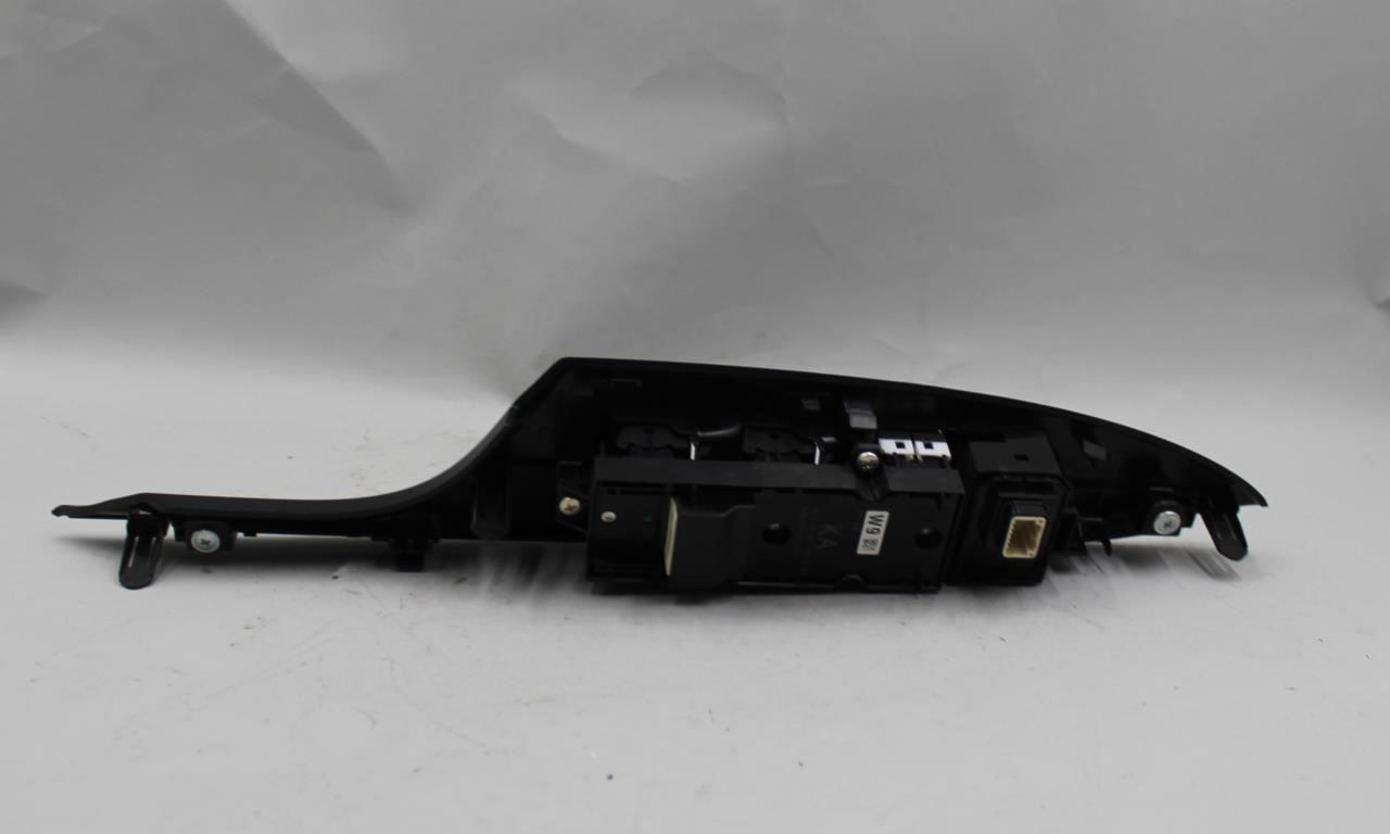 Driver Front Door Switch Driver's Master Fits 21-23 MIRAI 35026 84040-30320