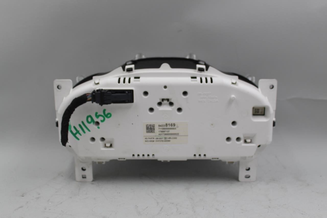 Speedometer Cluster 82K MPH And KPH Fits 2018-2019 CHEVROLET COLORADO OEM #34392 84338169 high resolution2