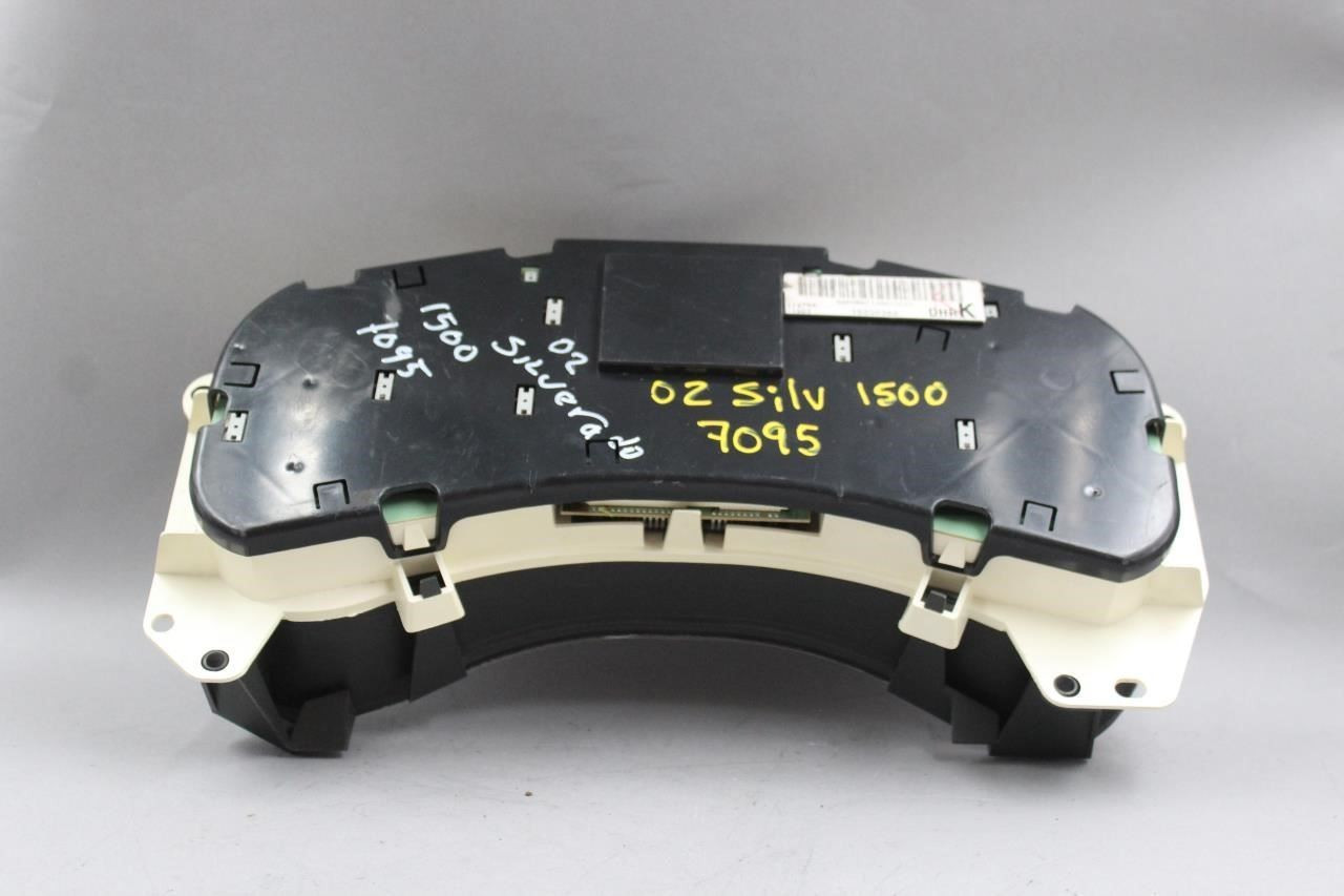 Speedometer Cluster MPH Fits 2000-2002 GMC SIERRA 1500 PICKUP OEM #45442 15055362, DHRK, DCFZ, CRMZ, CDKJ, 16264095