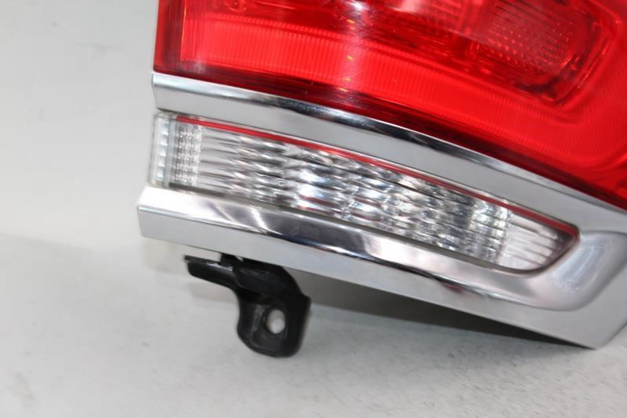 Right Passenger Tail Light Quarter Mounted 2015-20 JEEP GRAND CHEROKEE OEM 32654 68110016AE high resolution2