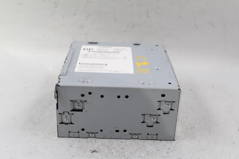 Audio Equipment Radio Am-fm-cd-receiver Console 2017-19 INFINITI QX30 OEM #32741 283304HB3B high resolution2