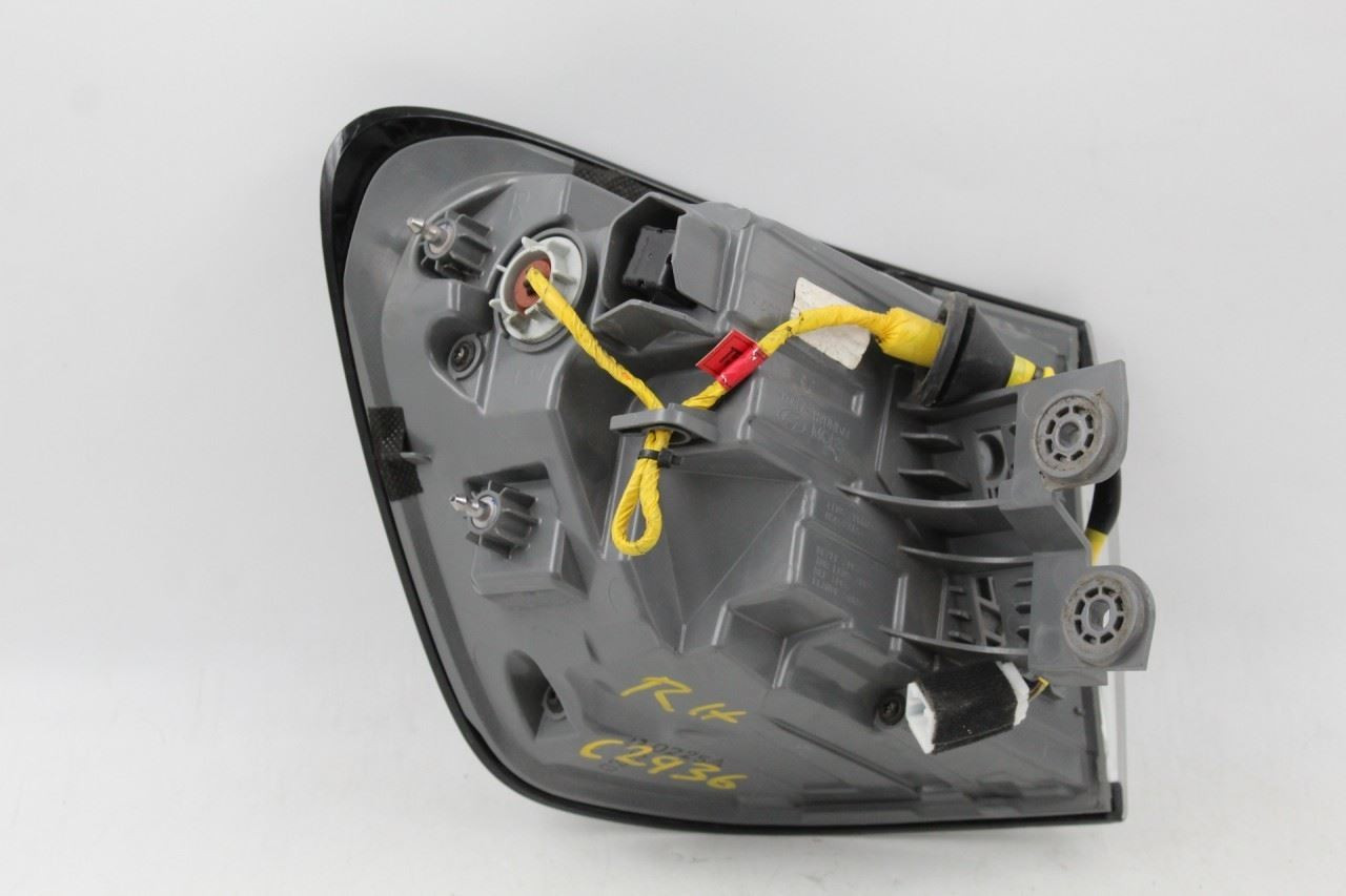 Right Passenger Tail Light Quarter Mounted Fits 2019-20 HYUNDAI NEXO OEM #45951 92402M5050