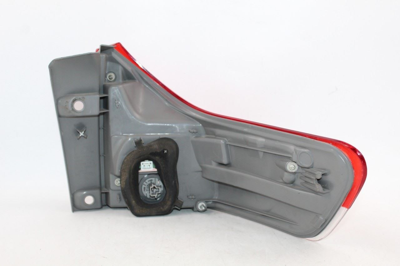 Left Driver Tail Light Quarter Mounted Fits 2011-2014 TOYOTA SIENNA OEM #45963 8156008030, 8156008030