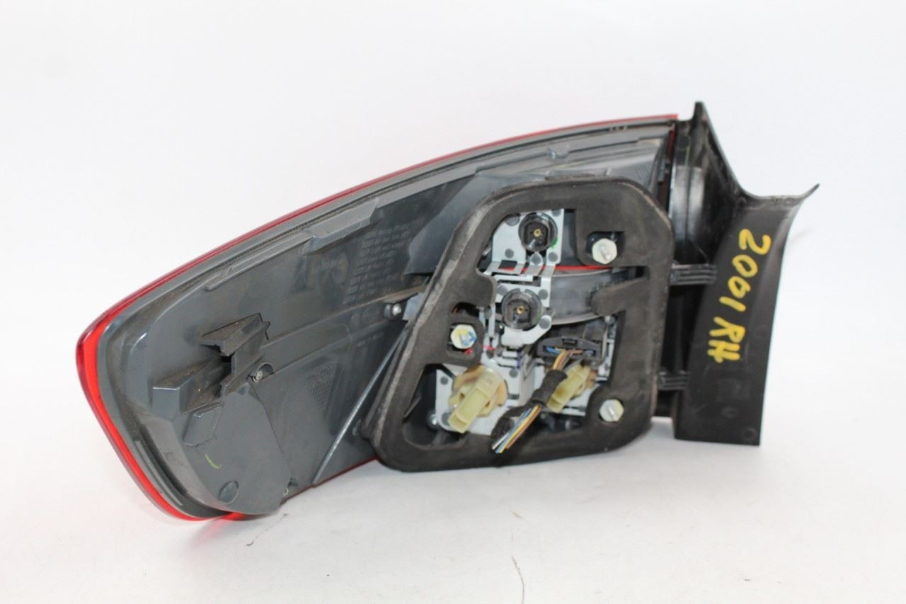 Right Passenger Tail Light Quarter Panel Mounted Fits 2013-2014 BMW X6 OEM 38693 7295004-08 high resolution2