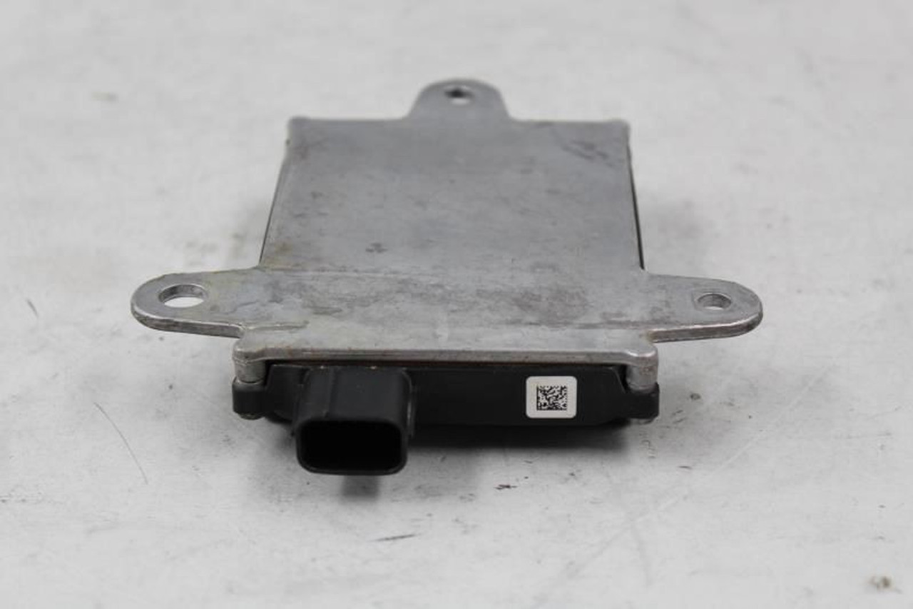 MAZDA 3   2015 Chassis ECM 2139 GJR9-67Y30-F high resolution2