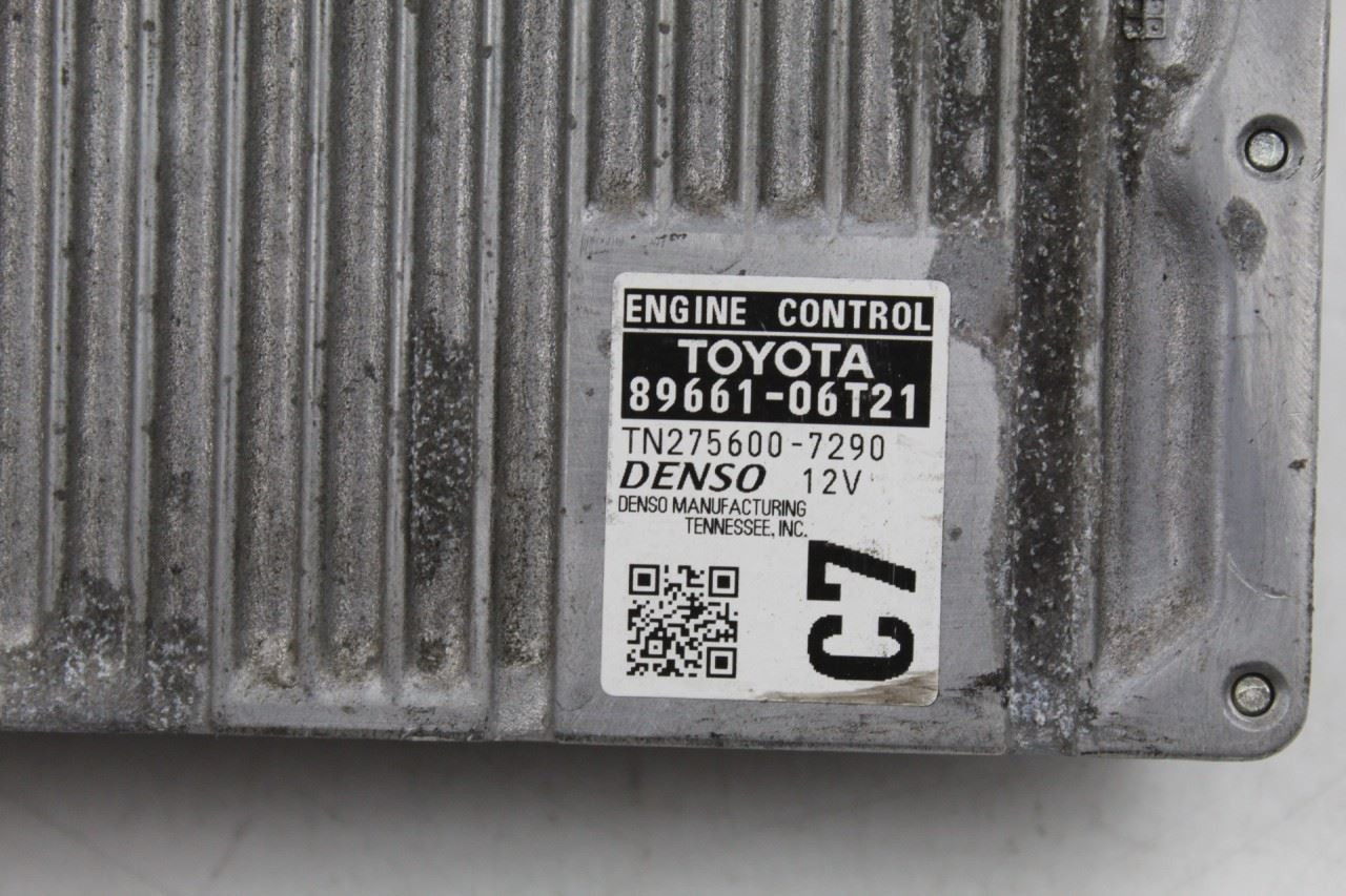 Engine ECU ECM Electronic Module Engine Control 2016-2017 TOYOTA CAMRY OEM 46612 89661-06T21