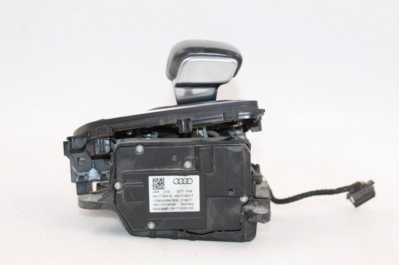 2018 Q7 AUDI AUTOMATIC Transmission Gear Shifter OEM #46507 4M1713041E