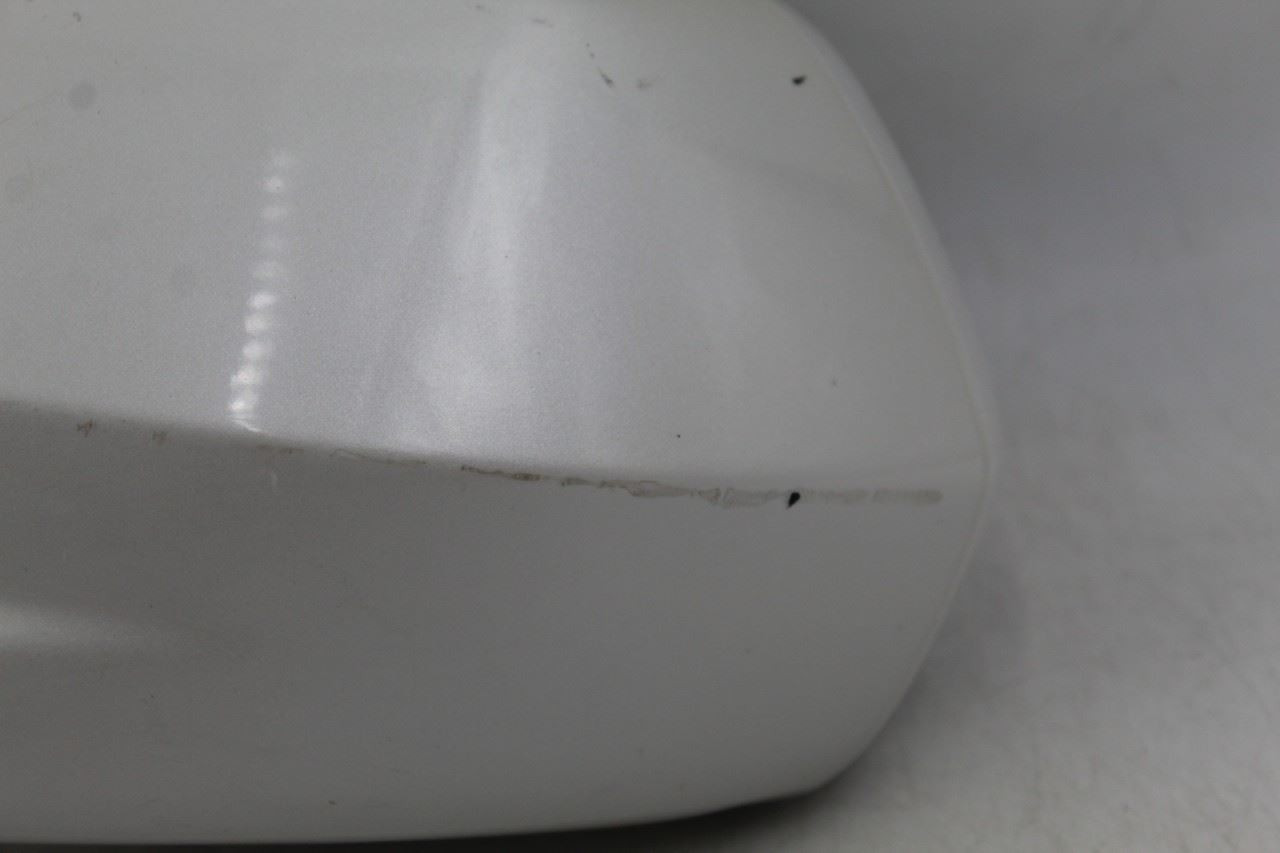 Left Driver Side White Door Mirror Base Fits 2017-2019 CADILLAC XT5 OEM #46888 84810952