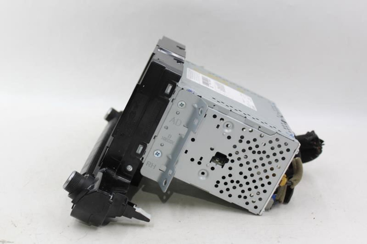 Audio Equipment Radio Receiver Sedan Fits 2017-2018 HYUNDAI ELANTRA OEM #25567 96160-F2101UAT high resolution2