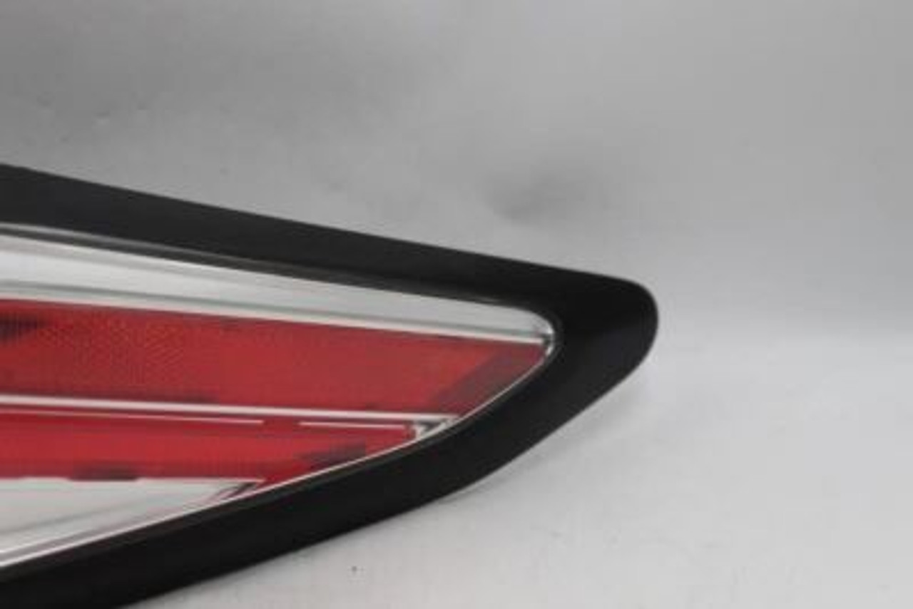 Right Passenger Tail Light Quarter Panel Mounted 2016-18 NISSAN MURANO OEM 25323 265505AA0B