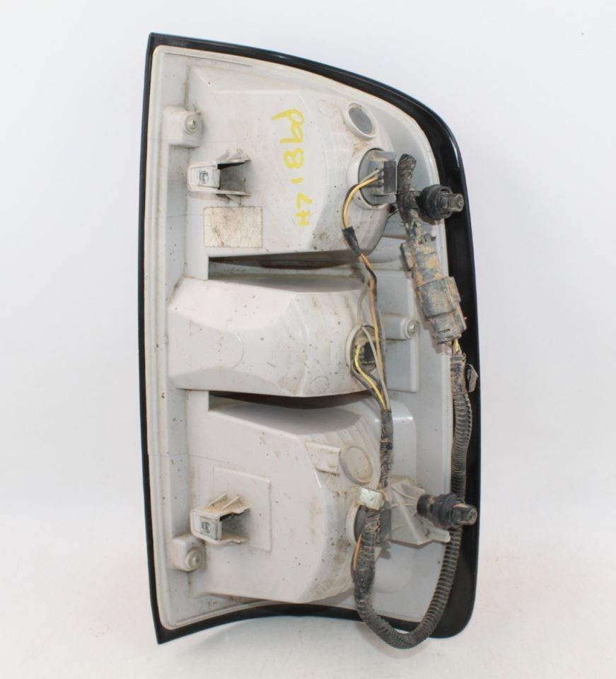 Left Driver Tail Light Fits 2015-2022 CHEVROLET COLORADO OEM #46980 84630992