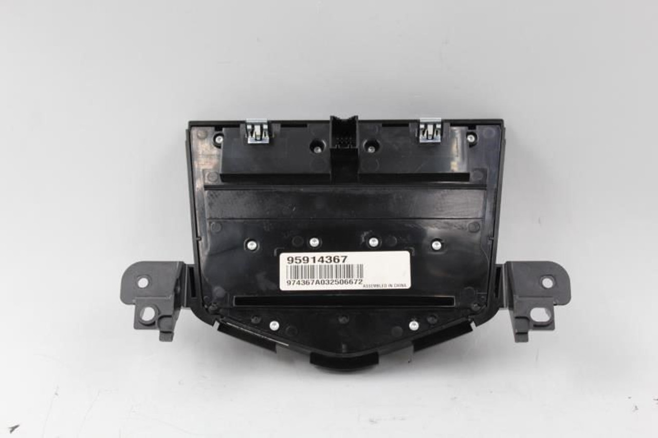 Audio Equipment Radio VIN P 4th Digit Limited Opt Uye Fits 11-16 CRUZE 2083 95914367 high resolution2