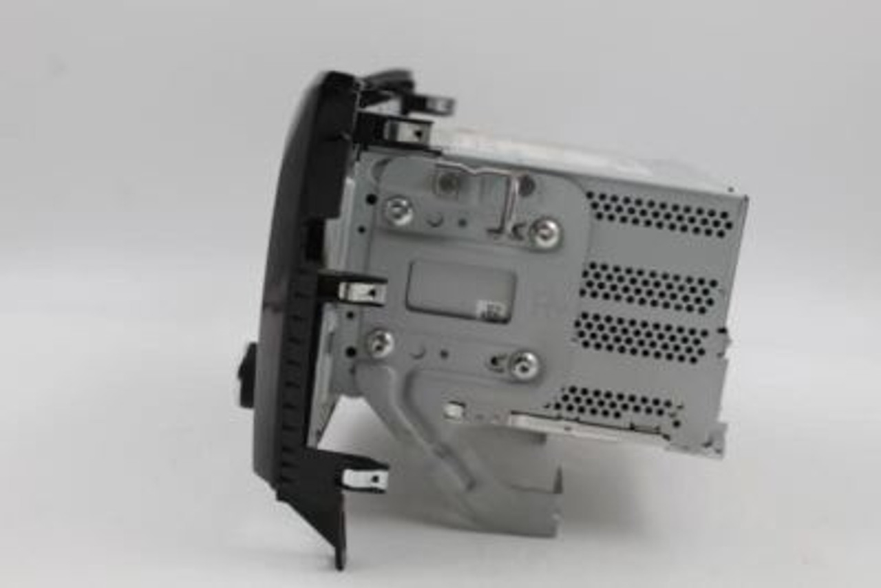 Audio Equipment Radio Receiver AM-FM-CD-MP3 Fits 2019 NISSAN ROGUE OEM #21809 2591A8FM0C