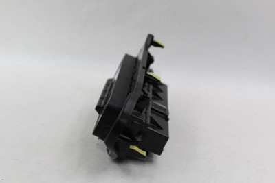 Temperature Control Hatchback Fits 17-18 COROLLA IM 24302 55900-12F00 high resolution2