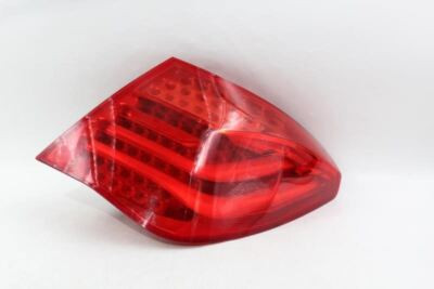 Right Passenger Tail Light Quarter Panel Mounted Fits 2009-12 BMW 750i OEM 18764