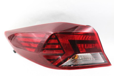 Left Driver Tail Light Quarter Panel Mounted 2019-2020 HYUNDAI ELANTRA OEM 22325 92401-F3500 high resolution2