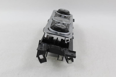 Audio Equipment Radio Control Panel 17 Speaker System 10-16 ROVER LR4 OEM #20811 CH22-18C858-BB high resolution2