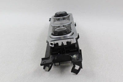 Audio Equipment Radio Control Panel 17 Speaker System 10-16 ROVER LR4 OEM #20811 CH22-18C858-BB high resolution2