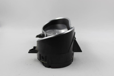 Speedometer Cluster 52K Miles 140 MPH Without S Badging 2018 CHRYSLER 300 #9775 P68351235AC high resolution2