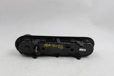 Temperature Control Fits 2018 ALFA-ROMEO GIULIA OEM #17520 01561390670 high resolution2