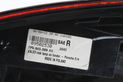 Passenger Tail Light Quarter Panel Mounted 2011-2014 PORSCHE CAYENNE OEM #38357 7P5945096AA high resolution2