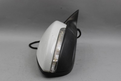 Right Passenger Side White Door Mirror Fits 2016-20 VOLKSWAGEN PASSAT OEM #38278 561857508BD9B9, 561857538AGRU