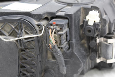 Driver Left Headlight Without Xenon Fits 2008-2011 VOLVO 40 SERIES OEM #12904 31265706 high resolution2